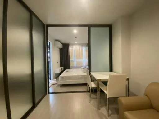 For sale/rent Life Ladprao, very spacious room, well furnished, great view, you can carry one bag and move in. images