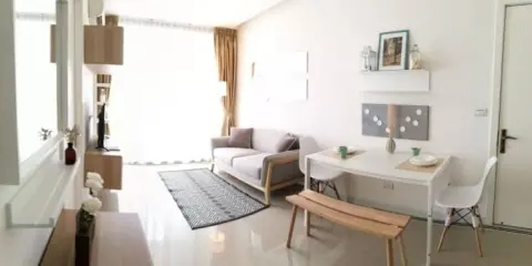 For Rent Tc green ทิศเหนือ วิวสวยโล่งโปร่ง ห้องตกแต่งอย่างดี น่าอยู่มาก มาแต่ตัวเข้าอยู้ได้เลย