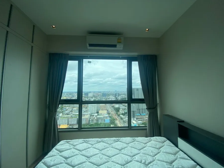 Urgent for rent!! Condo Whizdom Station Ratchada-Tha Phra, affordable price, great central area. Reserve before anyone else today!!