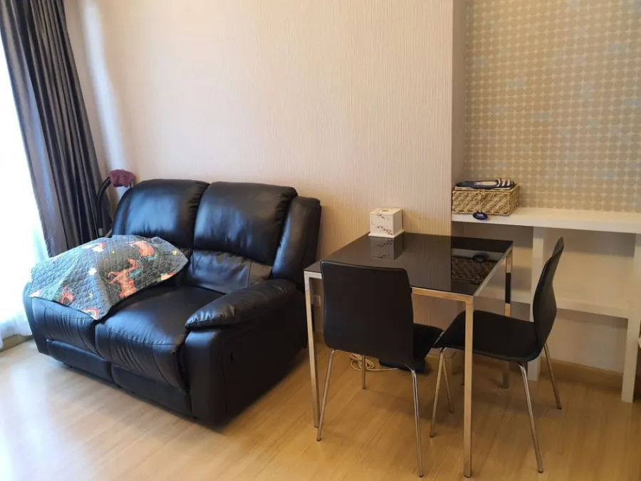 Condo for rent, True Thonglor, south room, not hot, no sun, no wind channel Fully furnished, don't miss it!!