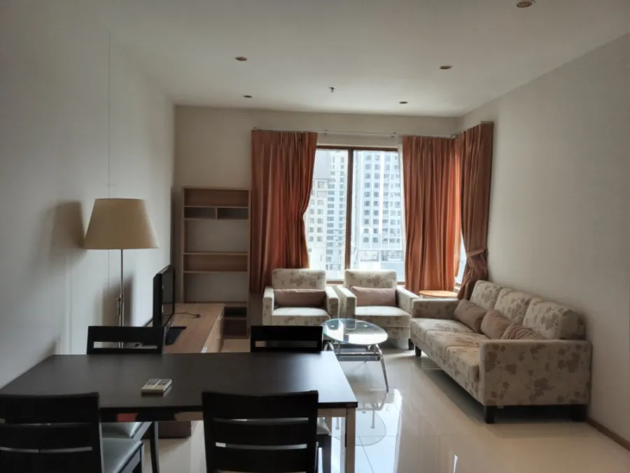 Sell/rent The Emporio Place, convenient, near the train station, easy to find food, can invest, live by yourself, don't wait!!