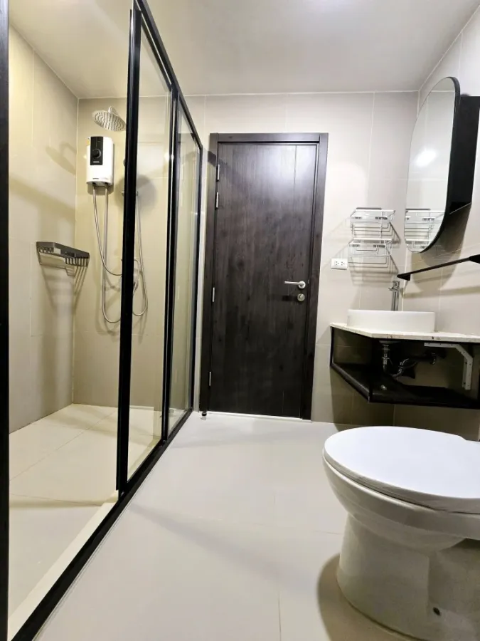 For sale, for rent, XT HUAIKWANG, ready to move in, spacious living space, complete furniture and electrical appliances, hurry to move and reserve.