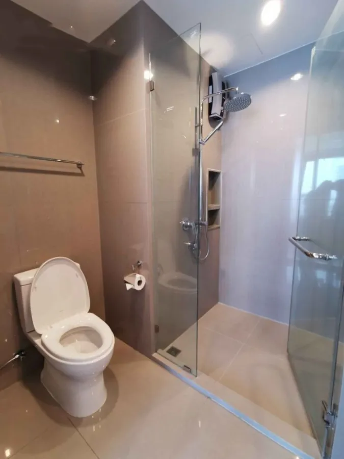 Condo for rent, Rhythm Sukhumvit 42, ready to move in, 2 bedrooms, close to BTS, good location, do not miss!!