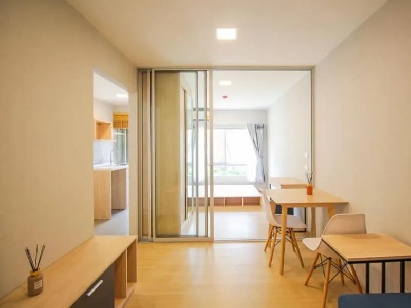 Private zone, less crowded passers-by The new room is still brand new, never been in. Rent Plum Condo Rangsit Alive Phase 2