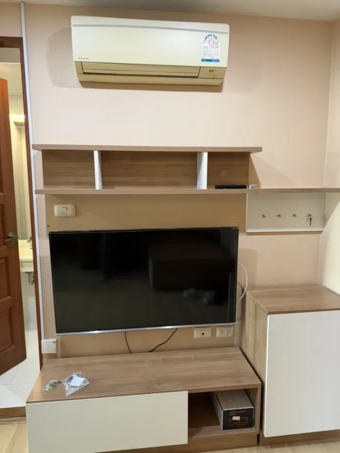 Condo for rent at Emerald Residence Ratchada. Ready to move in, fully furnished. Book now!
