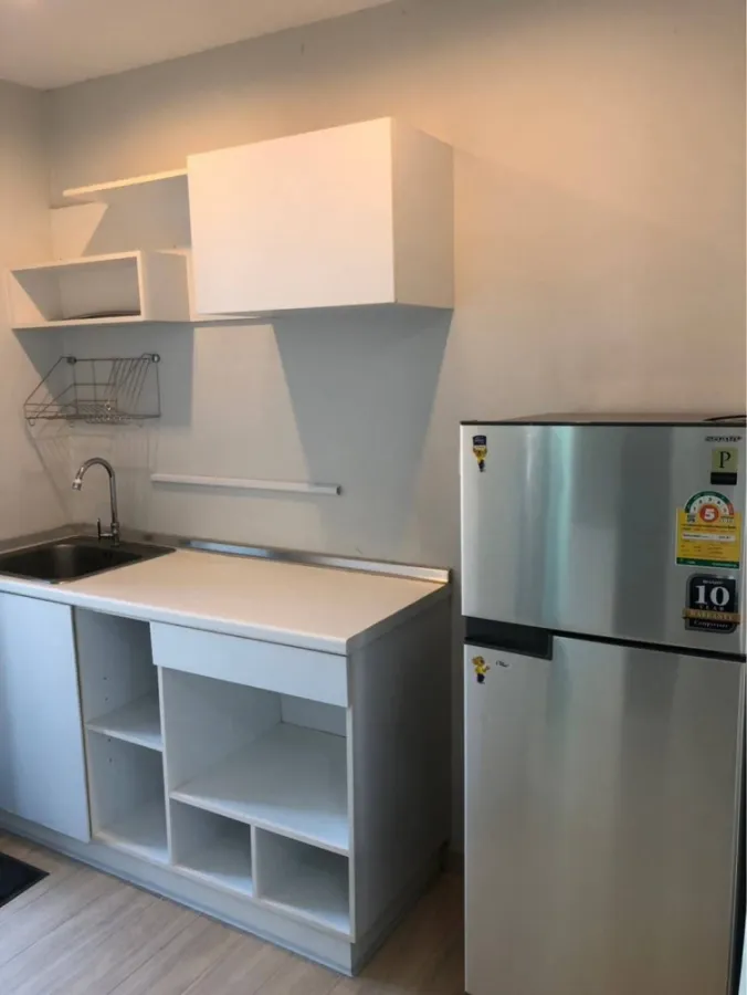 Selling THE PAINT palette, livable, complete with furniture + electrical appliances You can move in now. Hurry up to reserve.