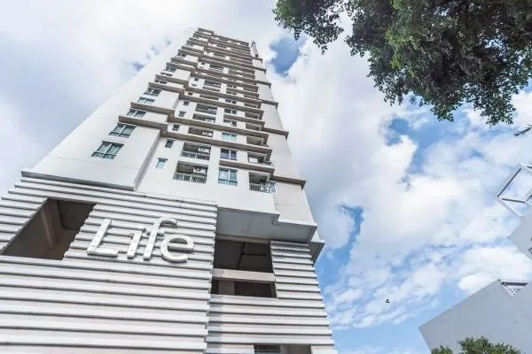 ขาย คอนโด ไลฟ์ แอท สุขุมวิท 65 ชั้นสูง วิวสวย ห้องตกแต่งพร้อมอยู่ รีบเลย