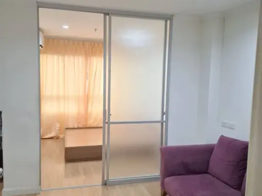 For sale: Lumpini Park Pinklao, 18th floor, partitioned room, fully furnished, nice to live in. Reserve now, don't miss out! images
