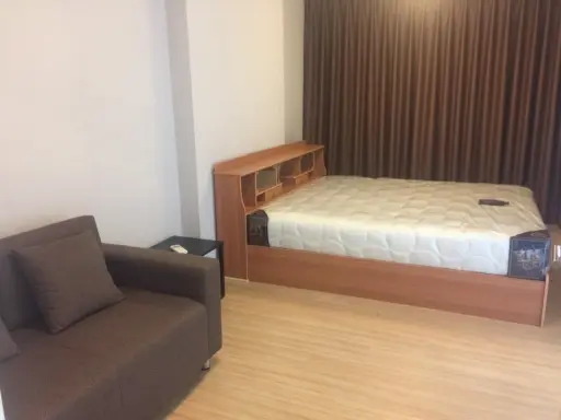 For sale: Fuse Sense Bang Khae. The room is divided into sections. Fully furnished, great price, don't miss out on something like this.