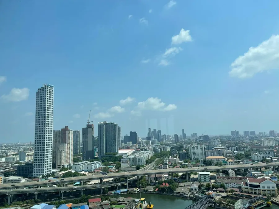 Condo for rent Life Sukhumvit 48, 23rd floor, ready to move in, complete facilities. Can't miss it!!