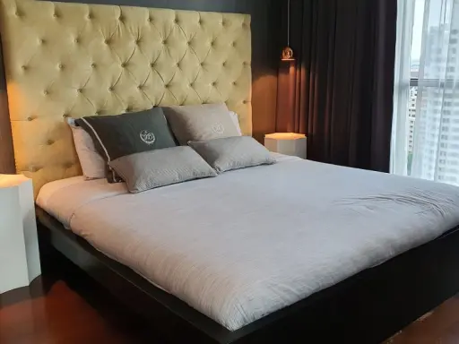 For rent: Quattro by Sansiri, 20th floor, city view, beautifully decorated room, looks expensive. Good furniture, don't miss it.