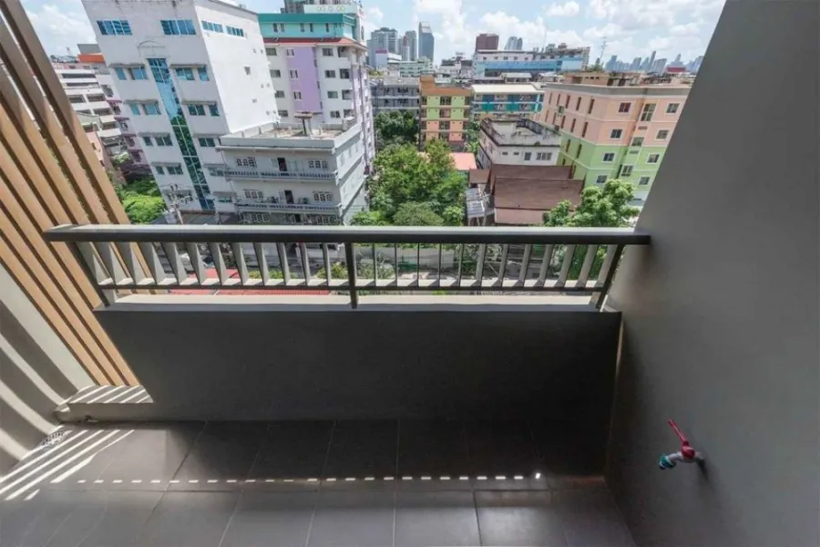 For Sale Metro Luxe Ratchada, Building C, Floor 7, good location, convenient transportation, don't wait, hurry up to be the owner!!