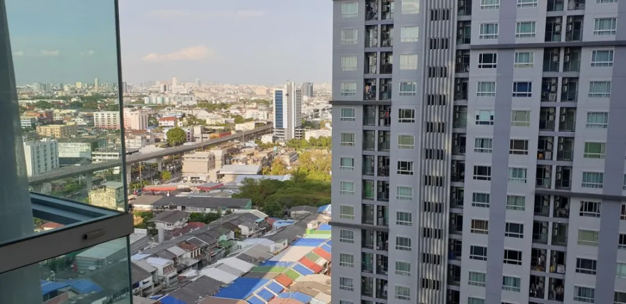 For sale, for rent, The President Sathorn-Ratchapruek, 2nd floor, 19th floor, large sofa, complete electrical appliances, book now, urgent.