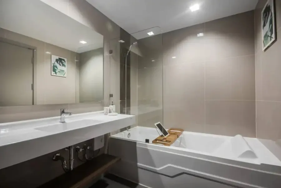 Condo for rent, Ideo Sukhumvit 93, corner unit, quiet, private, beautiful city view, fully furnished, beautifully decorated, ready to move in.