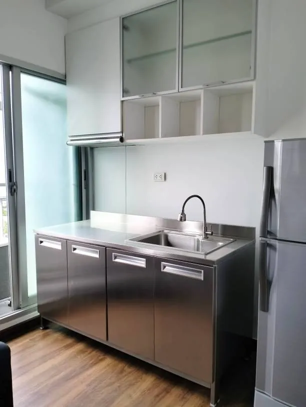For sale and rent, Parkland Ratchada-Tha Phra, complete with electrical appliances, large built-in wardrobe, can put all your stuff in, book now.