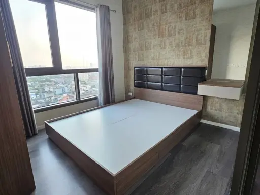 For sale: The Stage Tao Poon Interchange, high floor, room decorated with bright walls. Complete set of furniture Don't just look and reserve now. images