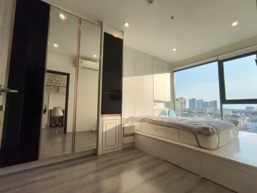 For rent!! Condo Ideo Mobi Sukhumvit 66, 10th floor, fully furnished, just bring your bags and move in. Don't miss it!!