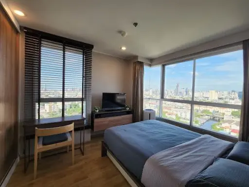 For rent: U Delight Residence (Pattanakarn - Thonglor), spacious corner room, high floor, beautiful city view in Thonglor area