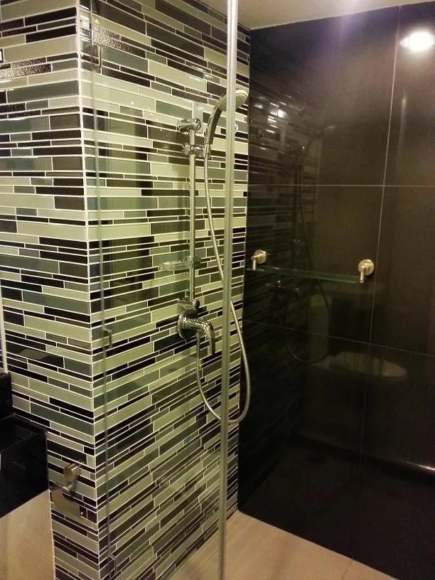 Condo for sale, for rent, Bangkok Felix Sukhumvit 69-2, road side, corner room, quiet, ready to move in.