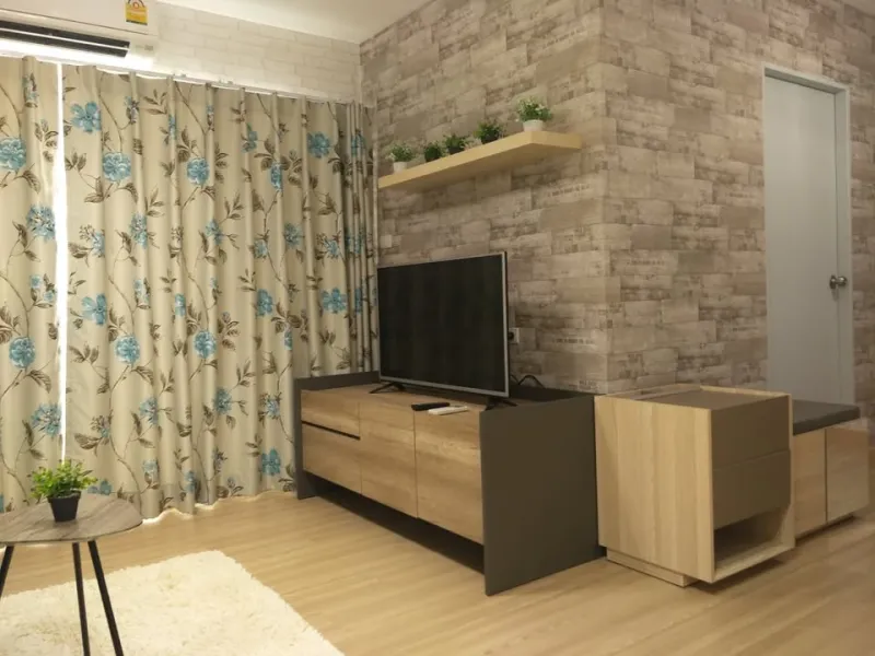 ให้เช่า Rill condo รังสิต ห้องมุม ชั้น 6 วิวเส้นทางรถไฟฟ้าสายสีแดง ติดวอลเปเปอร์ เฟอร์ครบพร้อมอยู่