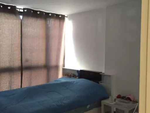 For rent Bangkok Feliz Sathorn-Taksin. The room is decorated simply, looks comfortable, fully furnished, ready to move in.