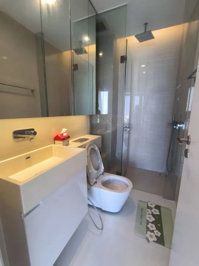 For sale, for rent, The Saint Residences, 15th floor, fully furnished room, move in with your bags immediately, reserve now, hurry!