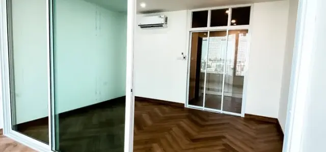ขาย ลาเมซอง พหลโยธิน 24 ชั้น 12 ทิศเหนือ วิวโล่ง ห้องนั่งเล่นกว้าง โปร่งโล่ง ช้าหมดอดนะจ๊ะ images
