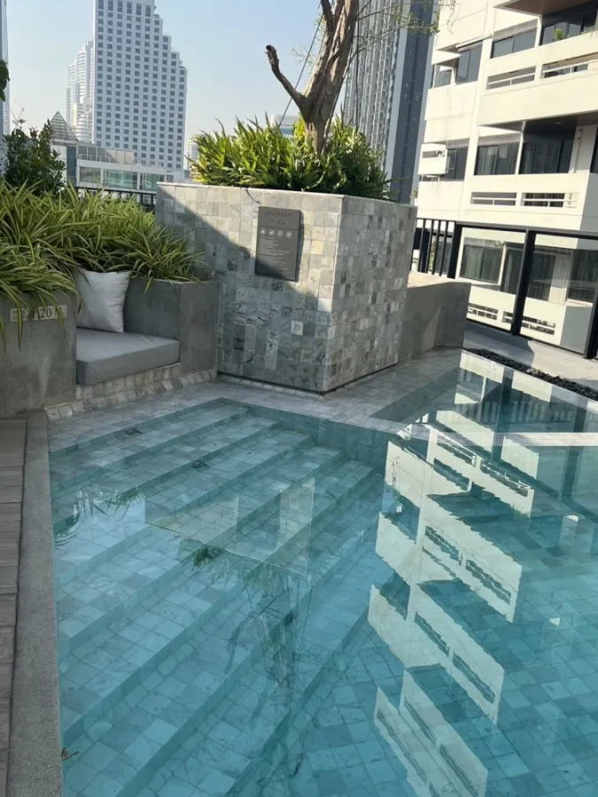 ขาย ให้เช่า!! คอนโด วาลเด้น อโศก ชั้น 8 ห้องสวย เฟอร์นิเจอร์ครบครัน พร้อมเข้าอยู่ได้ทันที ห้ามพลาด!!