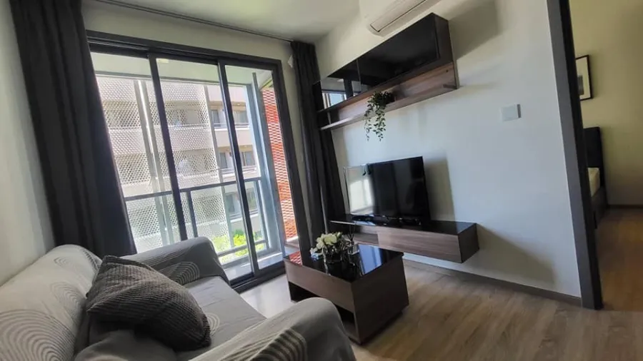 ให้เช่า Taka Haus Ekamai 12 ชั้น 4 ห้องกั้นเป็นสัดส่วนดีมาก ตกแต่ง Style Modern พร้อมอยู่ จองเลยจ้า