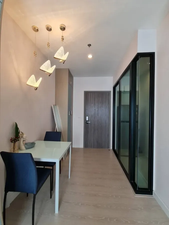 For rent: The Niche Pride Thonglor-Petchaburi, 28th floor. Unobstructed view. Move-in ready. Fully furnished and ready to move in.