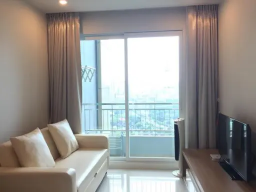 มาแล้ว Circle Condominium ให้เช่า ห้องวิวสวยๆ ตกแต่งครบพร้อมเข้าอยู่ ส่วนกลางครบครันสนใจรีบจองเลย images