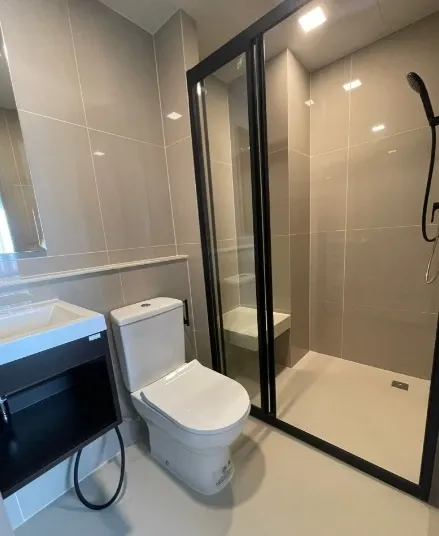 For rent: Quintara MHy'Den Pho Nimit, 11th floor. Nice, fully furnished unit. Book now! (Quickly!)