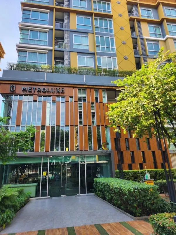 ขาย/ให้เช่า Metro Luxe Rama 4 ชั้น 4 ห้องกั้นเป็นสัดส่วน ตกแต่งสไตล์มินิมอล ไม่จองคือพลาดมาก