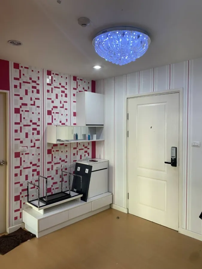 Selling icons for sanitary ware, 2 floors, high, good looking The view is open, not blocking, good direction, the room is not hot, the wind passes comfortably slowly