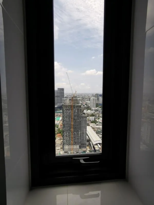 Urgent sale/rent, Condo The Line Sukhumvit 101, beautiful clear view, river view, excellent location, next to BTS. Don't miss it.
