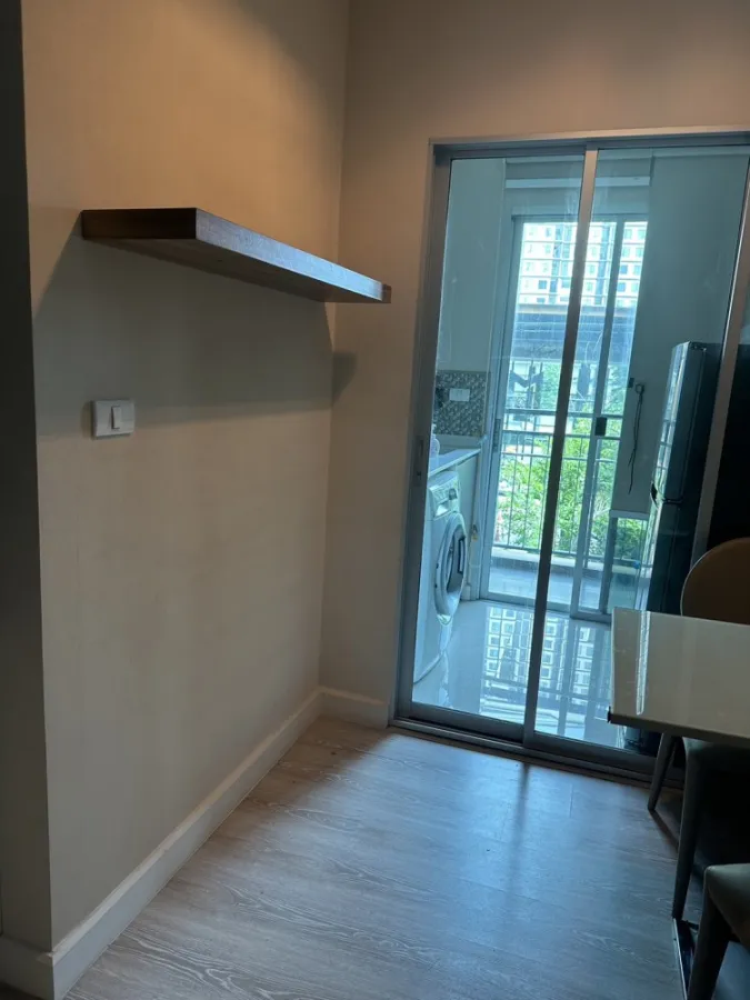 Urgent sale!! Condo Metro Luxe Kaset, 3rd floor, Building B, fully furnished room, good price, ready to move in, hurry and reserve now!!