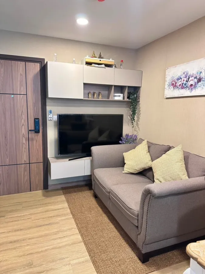 For rent: The Cube South Chaengwattana 15/1. A lovely, fully furnished unit. Book now!