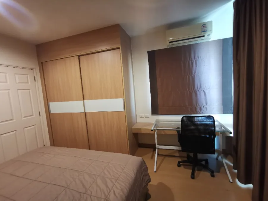 ให้เช่า คอนโด ไลฟ์ แอท สุขุมวิท 65 ชั้น 21 ตกแต่งพร้อมอยู่ เดินทางสะดวก สนใจติดต่อด่วน!!