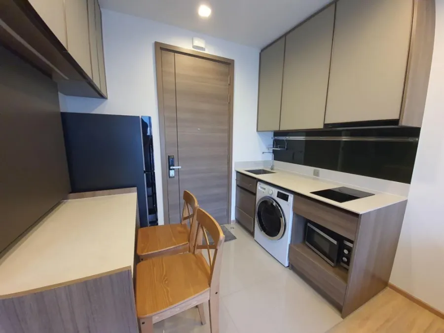 For rent, The Line Phahon-Pradipat, 28th floor, beautiful room, luxurious decoration, complete, very livable, book now, don't wait.