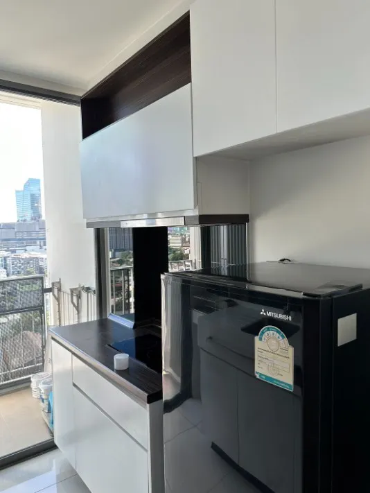 For sale, for rent!! Condo The Room Sukhumvit 62, 17th floor, Building A, beautiful room, newly renovated. Fully furnished, ready to move in, reserve
