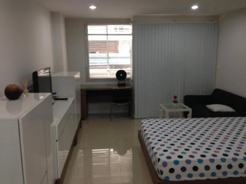 ให้เช่า the link sukhumvit 50 ขนาด 35 ตร.ม. เฟอร์ครบ เดินทางสะดวก ใกล้ bts ย้ายเลยอย่ารีรอ