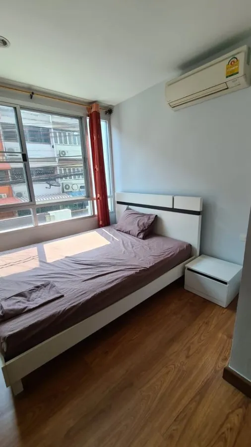 Condo for sale, Wish @ Siam, 2nd floor, corner room, spacious, private, don't wait, reserve now.