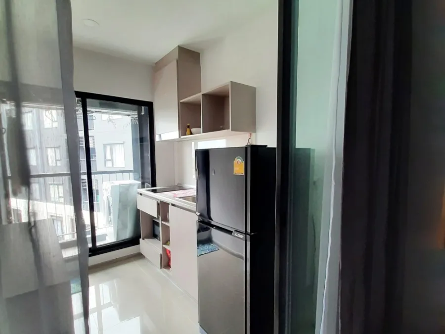 ขาย ให้เช่า Aspire Sukhumvit - Onnut ห้องมุมมีความเป็นส่วนตัว ได้วิวสระ แถมราคาจับต้องได้
