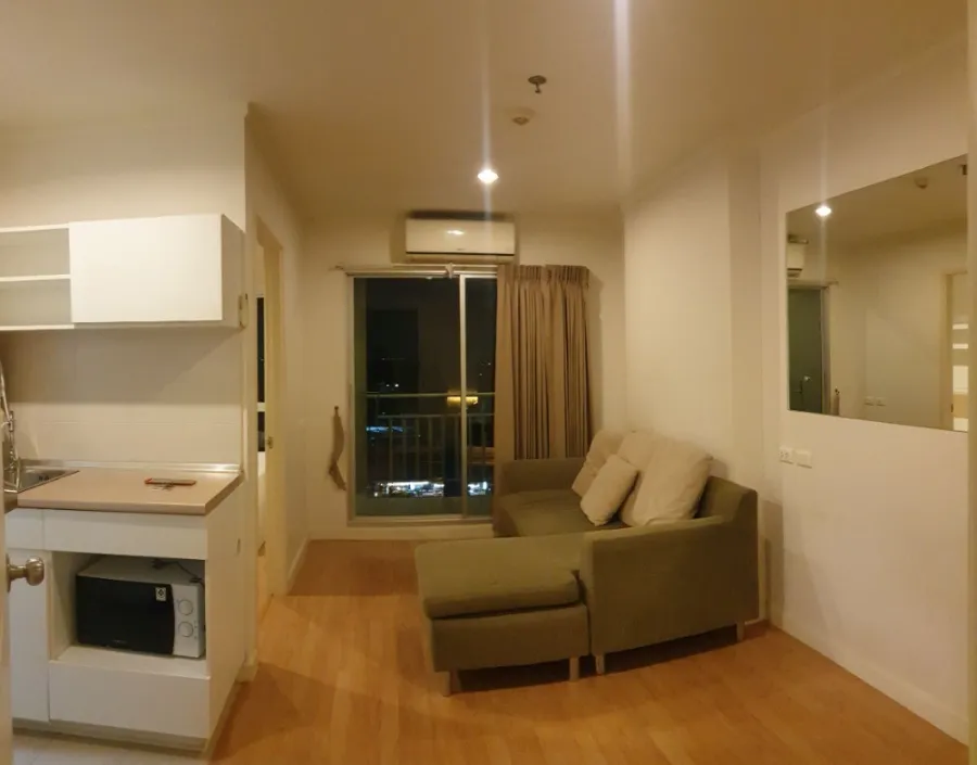 For sale: Lumpini Ville Chaengwattana-Pak Kret, Building B, 8th floor, spacious room, comfortable to live in. Interested in owning it, hurry and reser