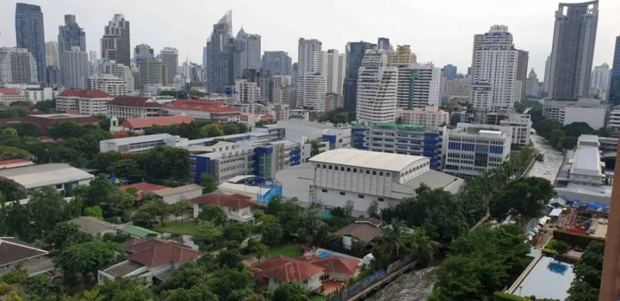 ขายด่วน คอนโด คิว อโศก วิวสวย ทำเลดี ใกล้แหล่งช็อปปิ้ง ห้ามพลาด!!