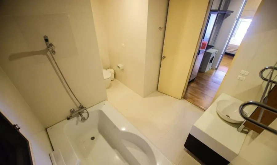 Wow, very nice room, Condo for rent, Amanta Ratchada, wide open garden view. Beautiful, luxurious room. Book now. Don't miss it.