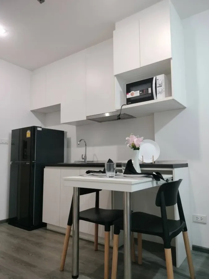For rent Rich Park Triple Station, 2nd floor, fully furnished and equipped with electrical appliances. Reserve now, don't miss out.