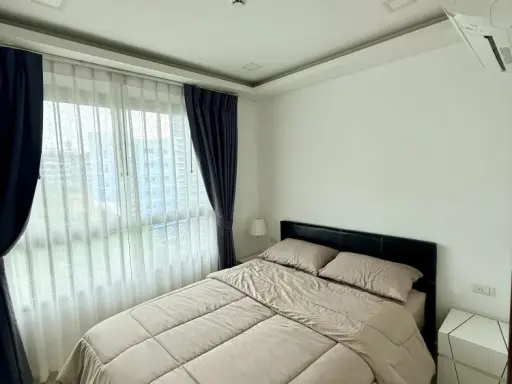 ให้เช่า คอนโด Arcadia Beach Resort (พัทยาใต้) ห้องกว้างขวางพร้อมอยู่ เฟอร์พร้อม อยู่สบายห้องกว้าง รีบจองเลย