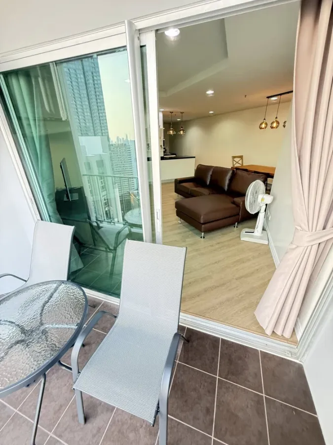 ให้เช่า Belle Grand Rama 9 ห้องพร้อมอยู่ ชั้นสูง เฟอร์พร้อม ห้องกว้างอยู่สบาย จองเลย