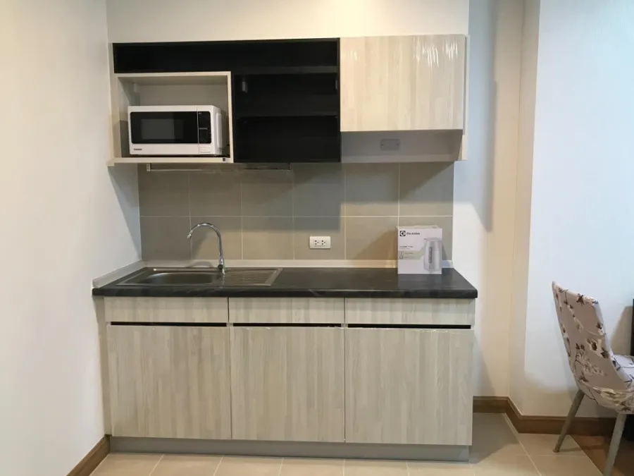 ขาย ศุภาลัย ชิตี้ รีสอร์ท แจ้งวัฒนะ ชั้น 15 ห้องกว้างสุดๆ ตกแต่งด้วยเฟอร์ Buit-In พร้อมอยู่ ด่วนๆ
